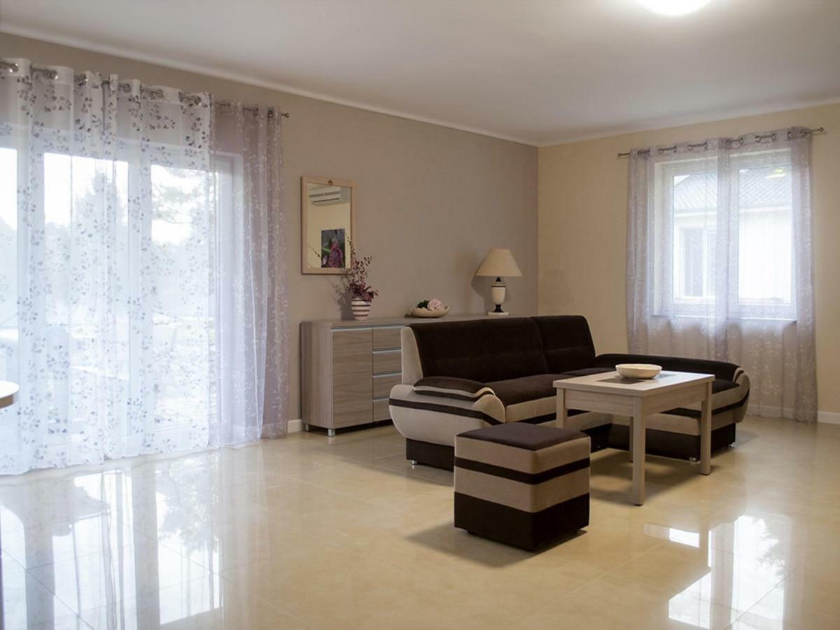 Louisapark Villa Lagow  Exterior photo